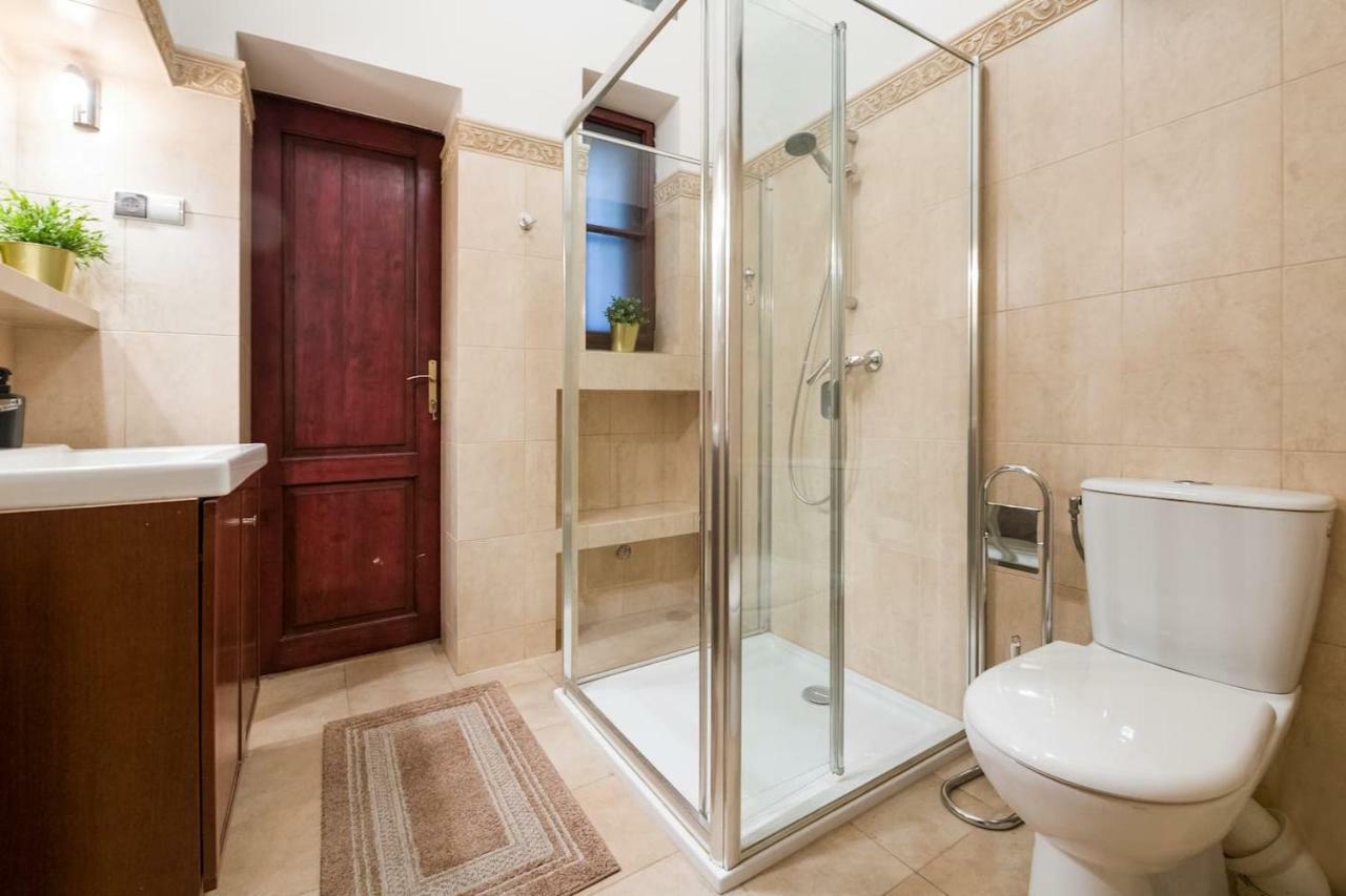 Apartment Belle Epoque Ii, Luxury 50m To Main Square Krakau
